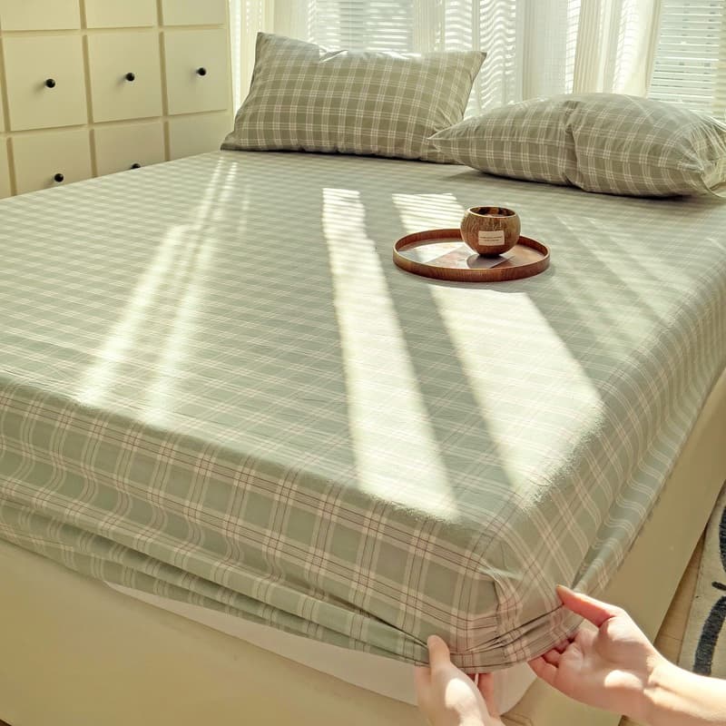 large lattice green
