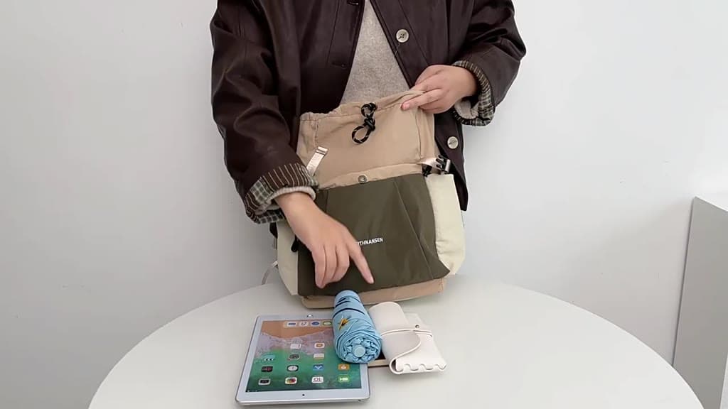Women's Lightweight Travel Backpack — image 3