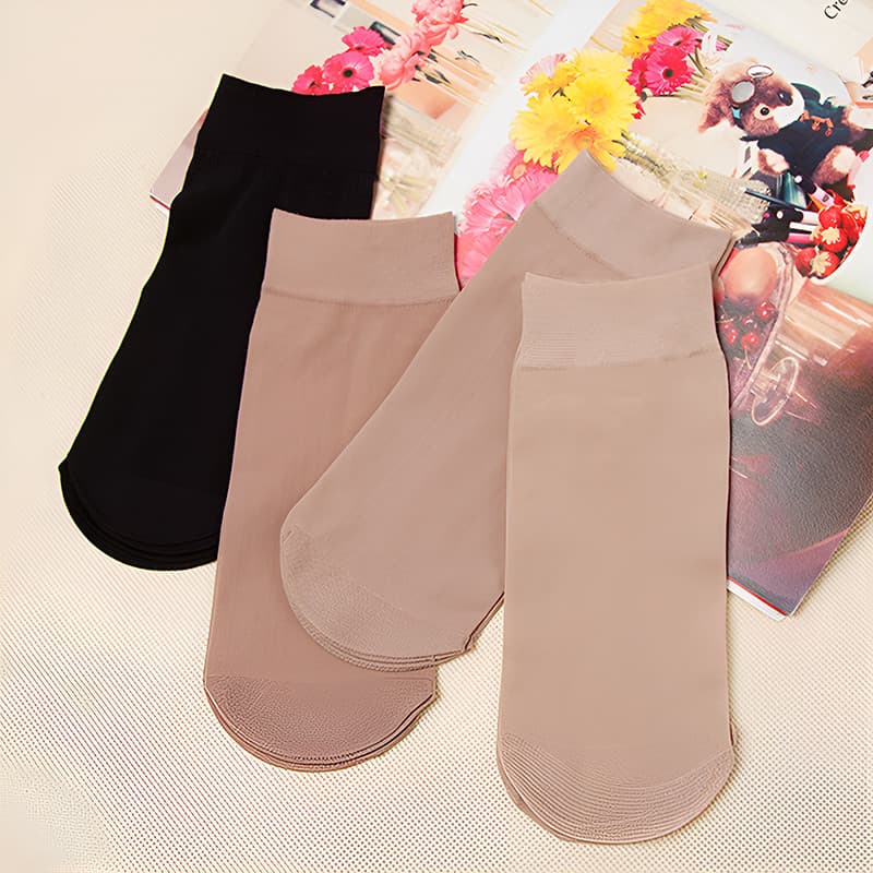 Women's Mid-Tube Breathable Cotton Socks — image 5