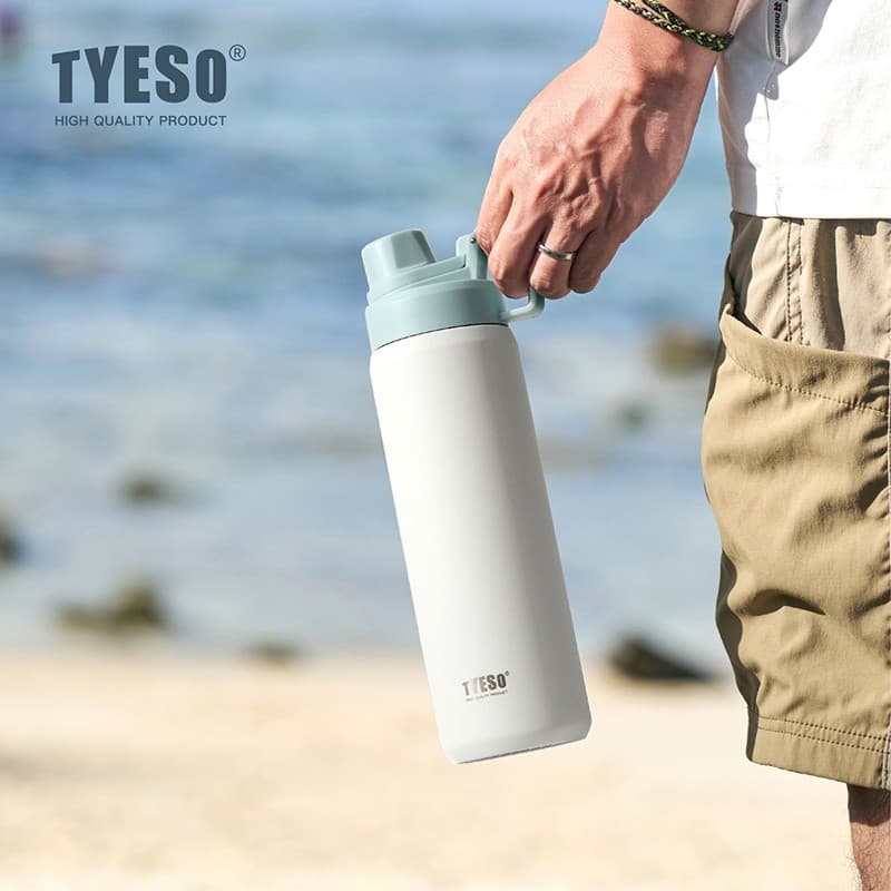 TYESO Stainless Steel Vacuum Insulated Water Bottle — image 7