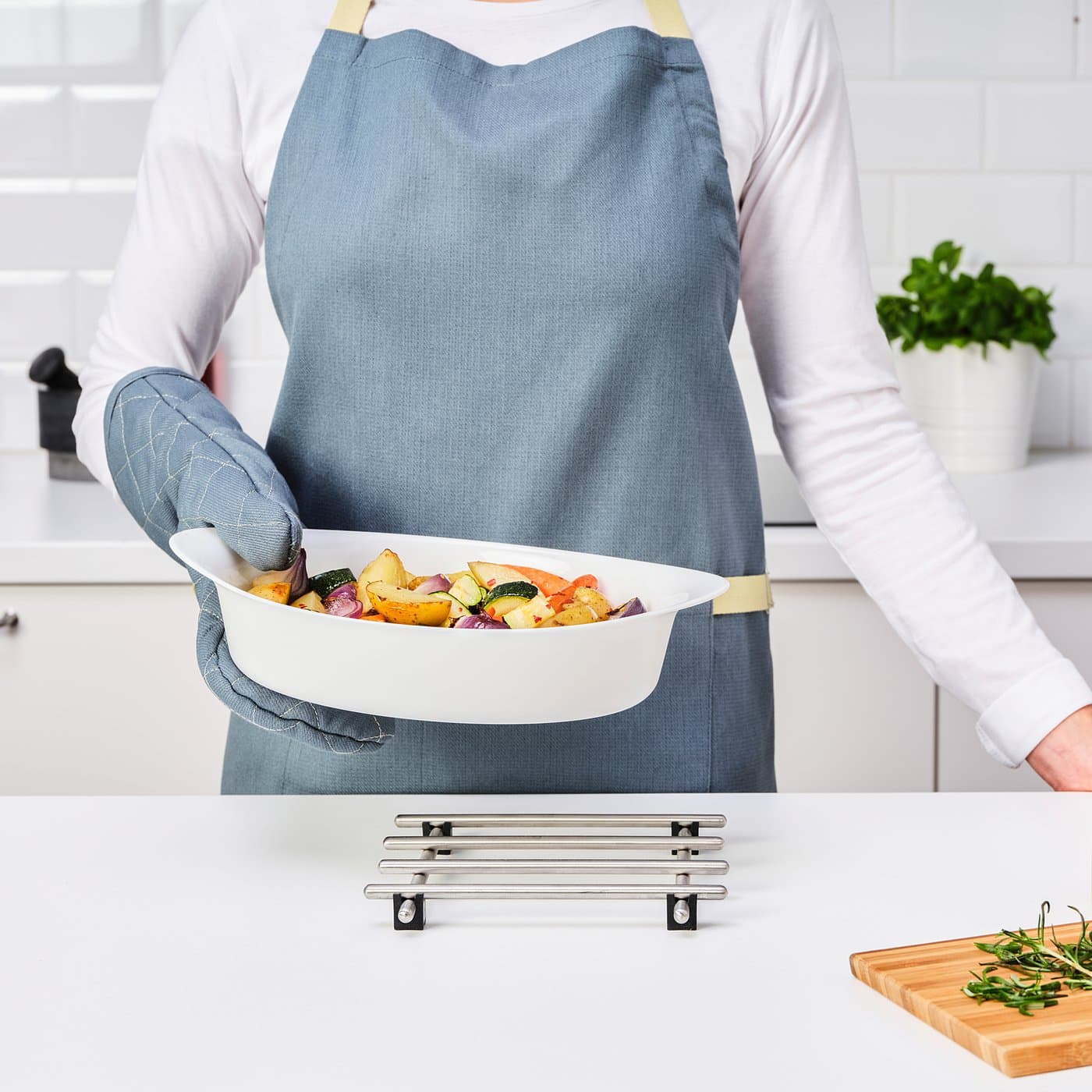 LÄTTVIKTIG Oven dish - white 30x19 cm — image 2