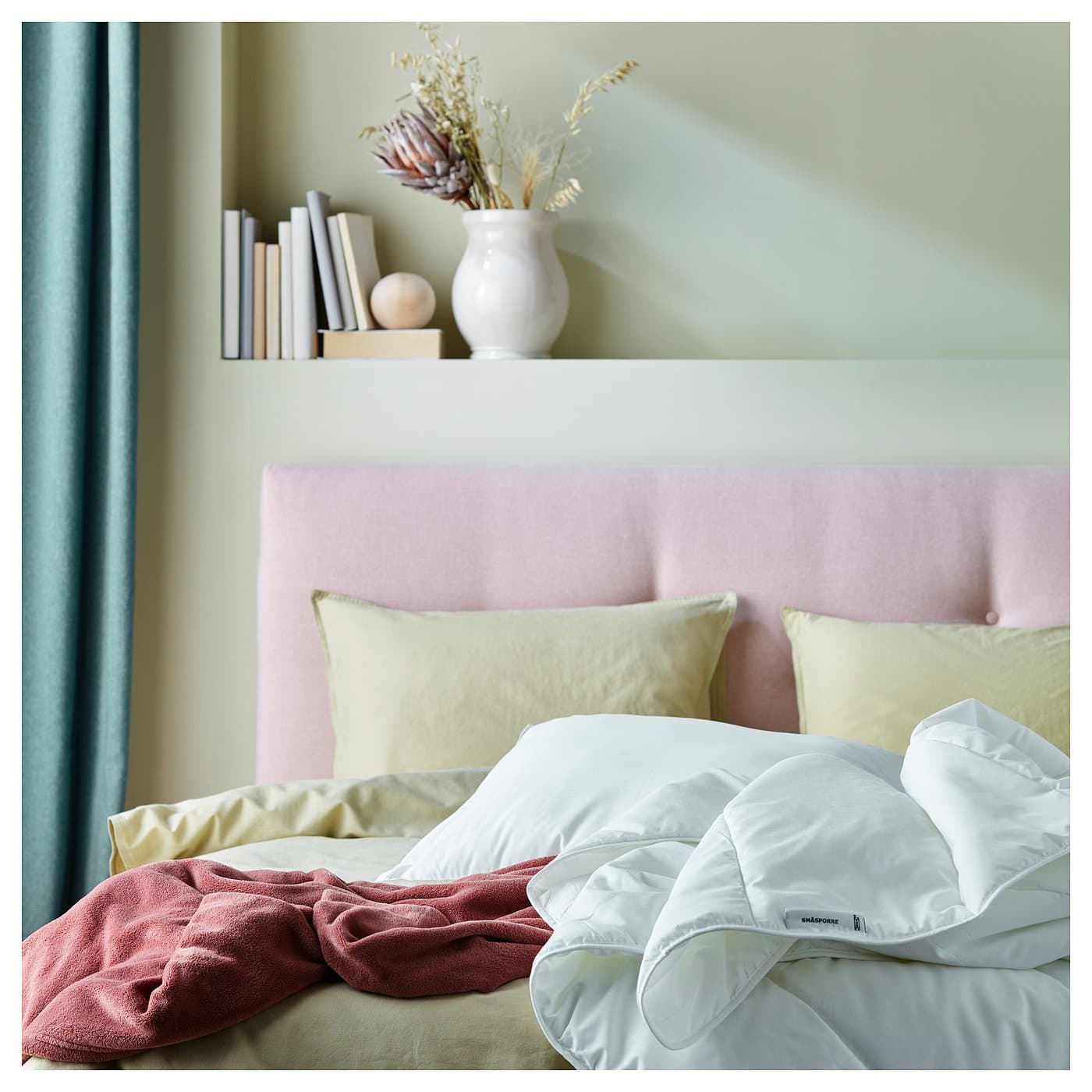 SMÅSPORRE Duvet, light warm 150x200 cm — image 3