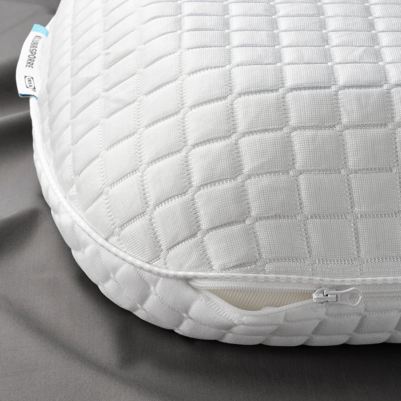 KLUBBSPORRE Ergonomic pillow, side/back sleeper 41x70 cm — image 7