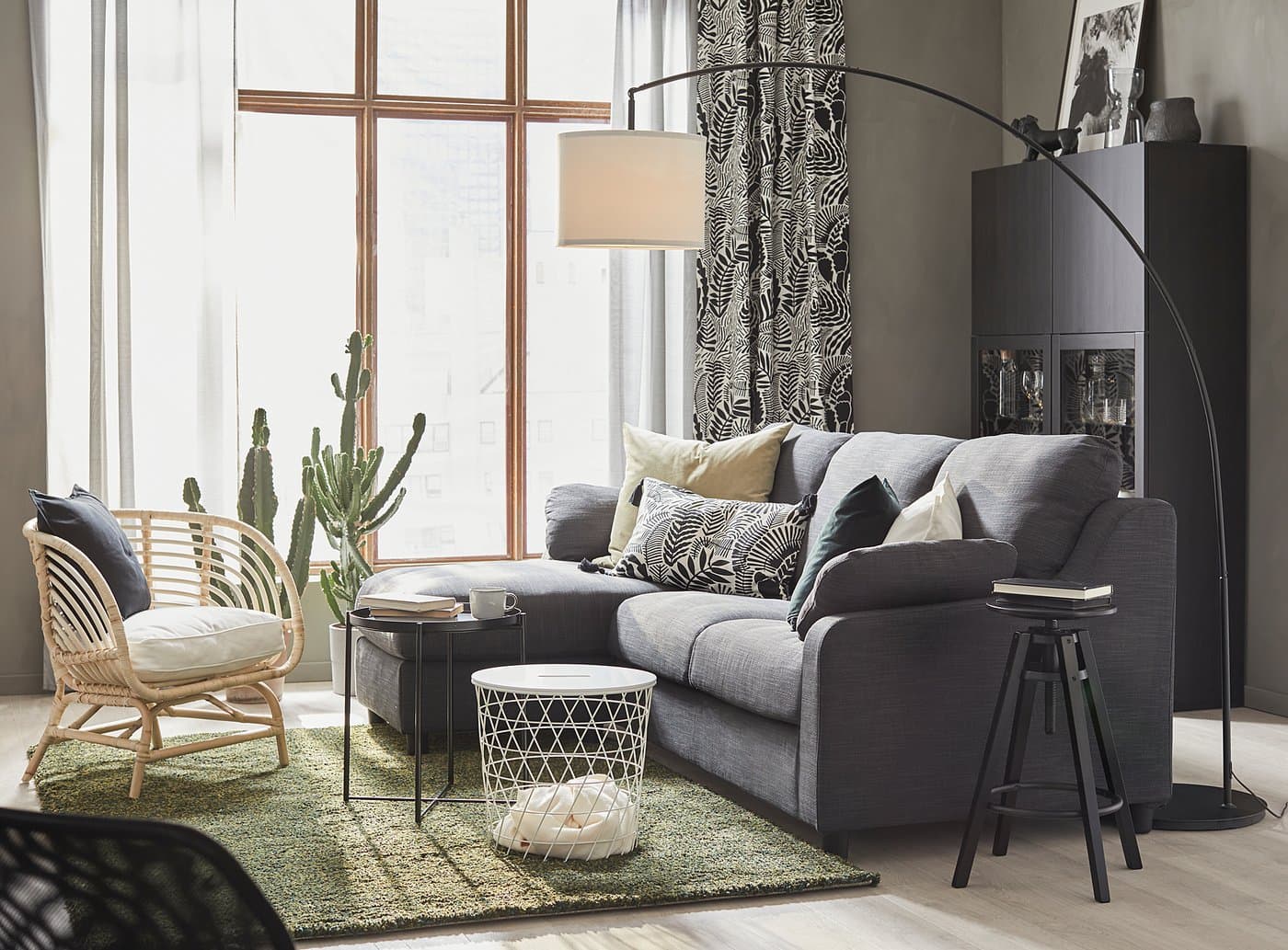 SKAFTET Floor lamp base, arched - black — image 4